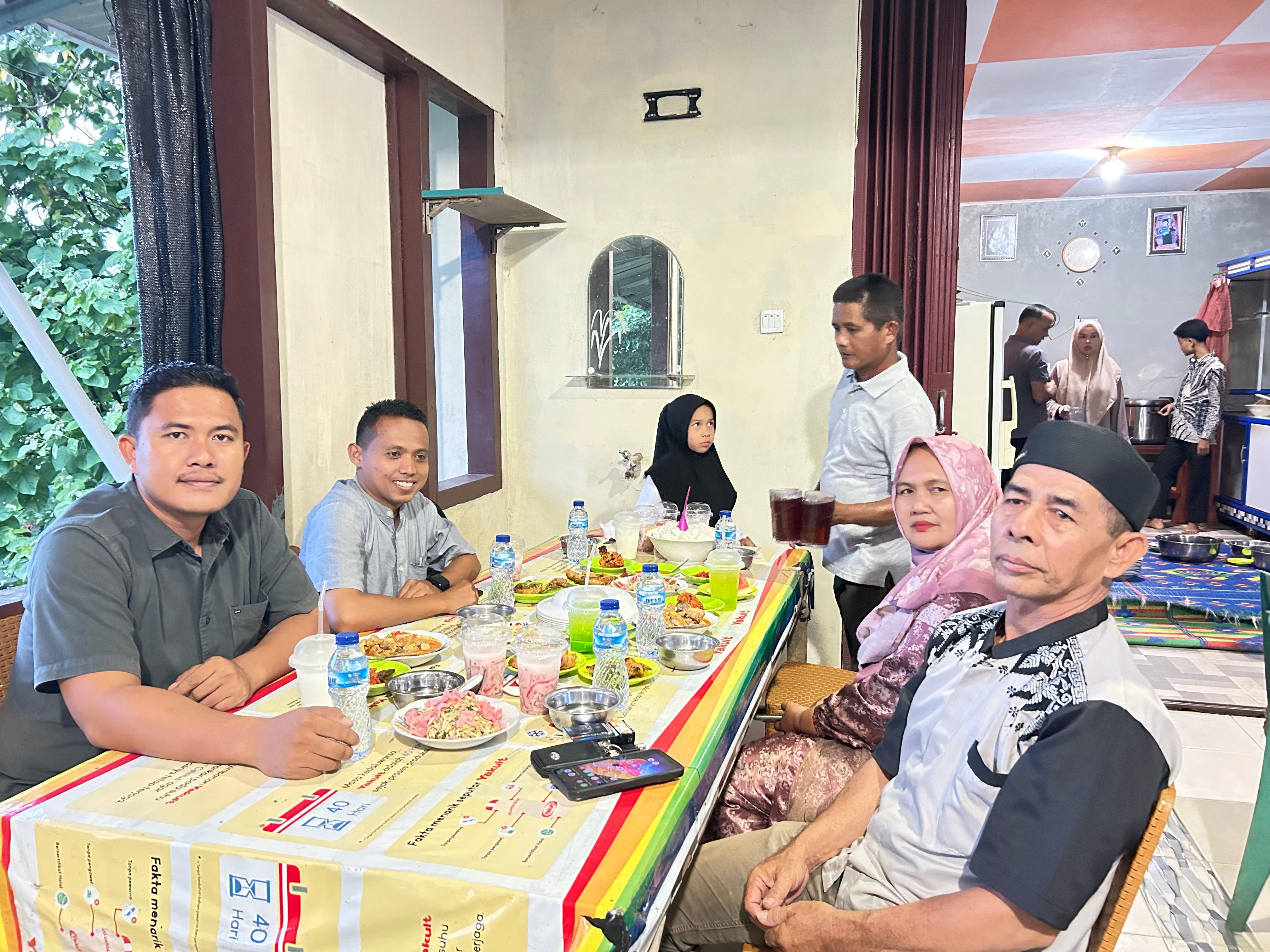 Penghujung bulan ramadhan keluarga besar BUMNag Madani Lubuk Malako gelar buka bersama