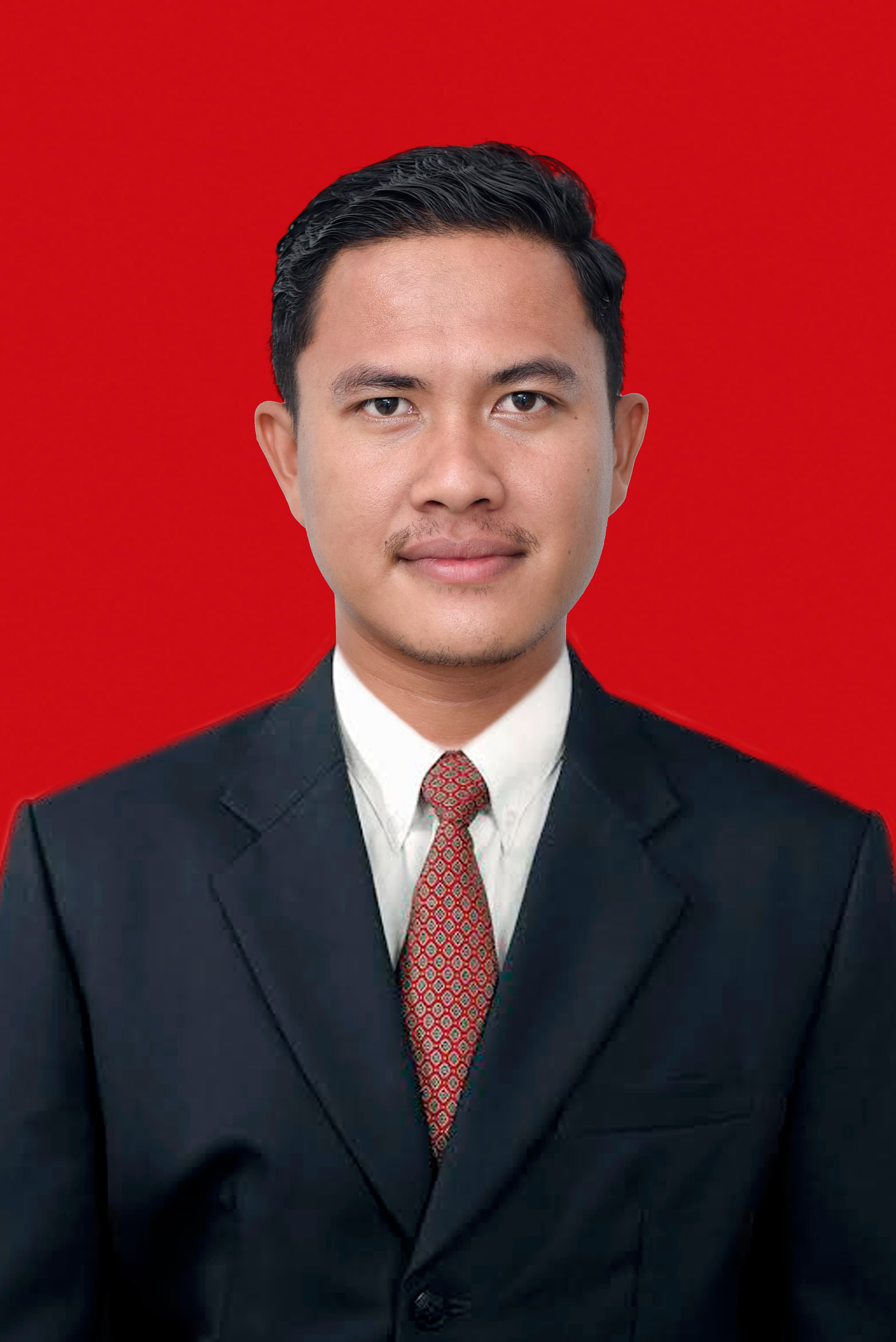 Marfriend Efri Hendra, S.Farm
